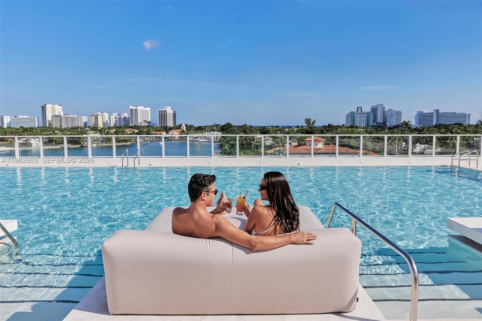 1011 W 48th St #8 Miami Beach, FL 33140