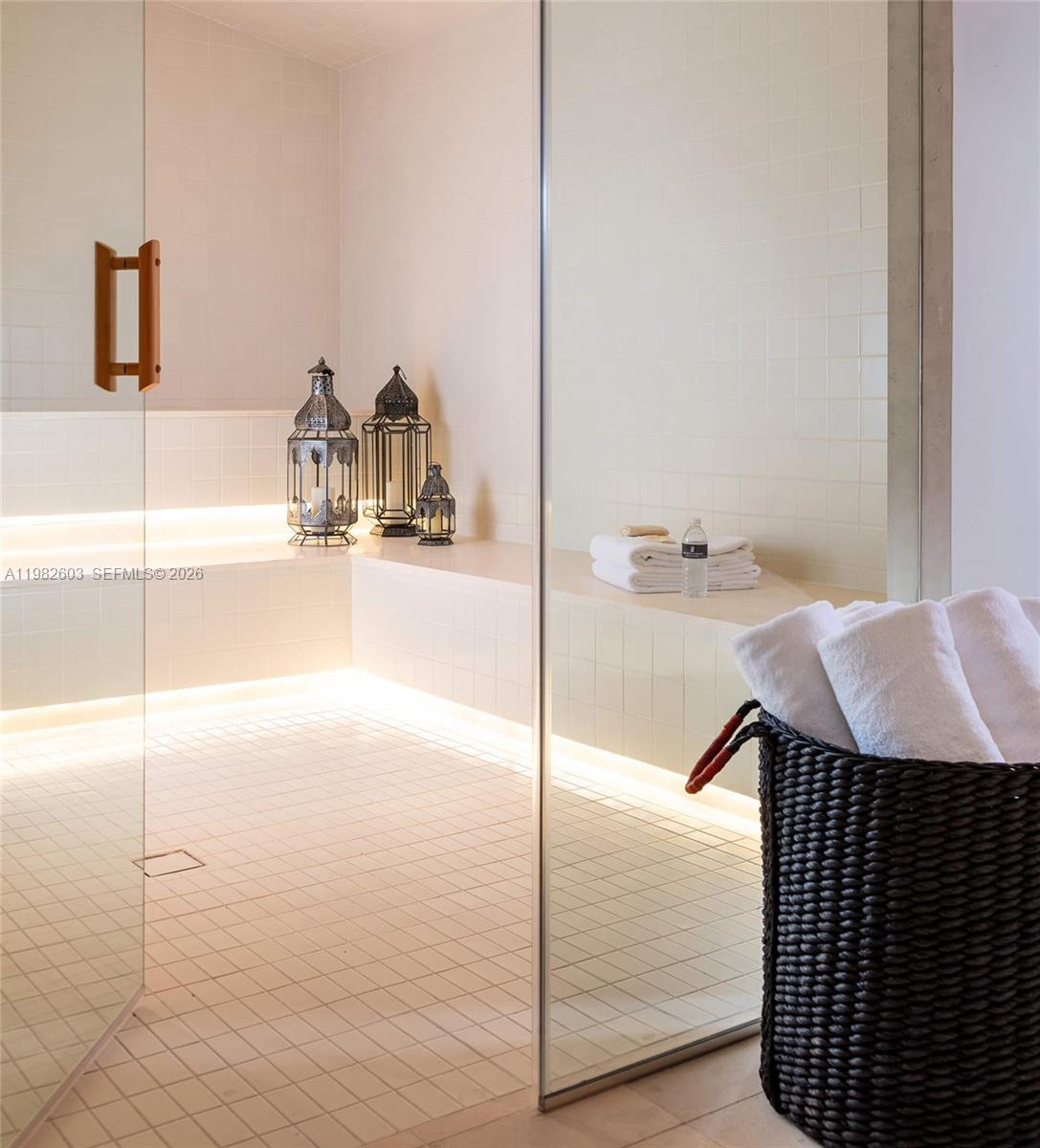 1011 W 48th St #8 Miami Beach, FL 33140