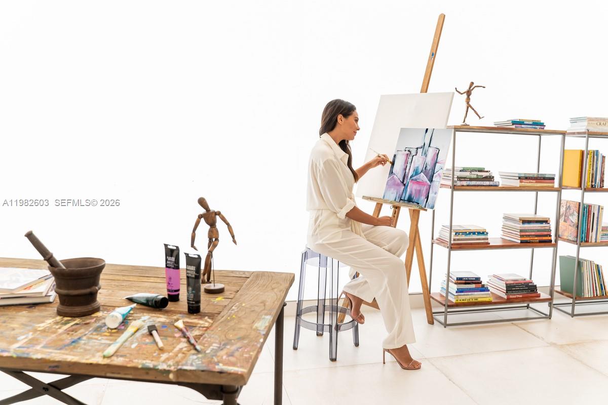 1011 W 48th St #8 Miami Beach, FL 33140