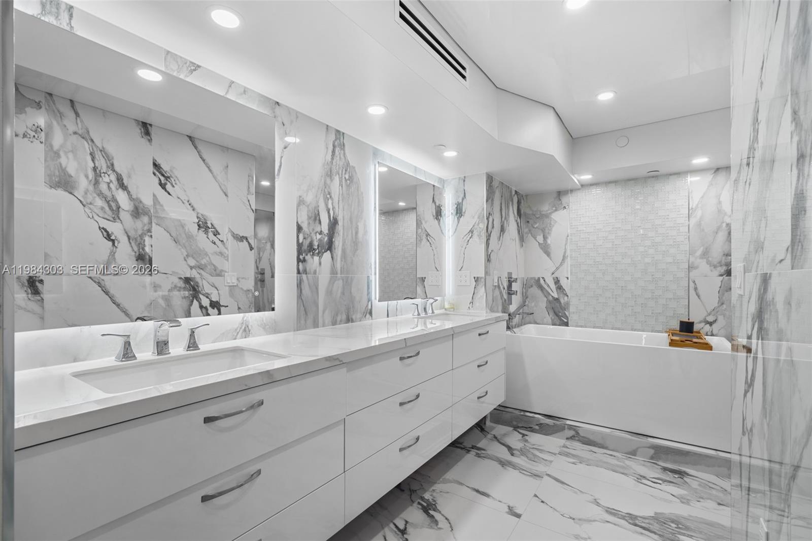 210 174th St #2319 Sunny Isles Beach, FL 33160