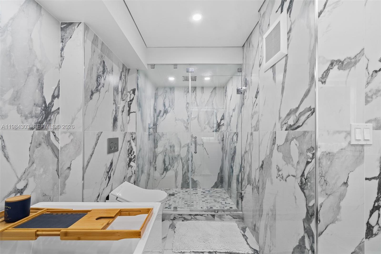 210 174th St #2319 Sunny Isles Beach, FL 33160