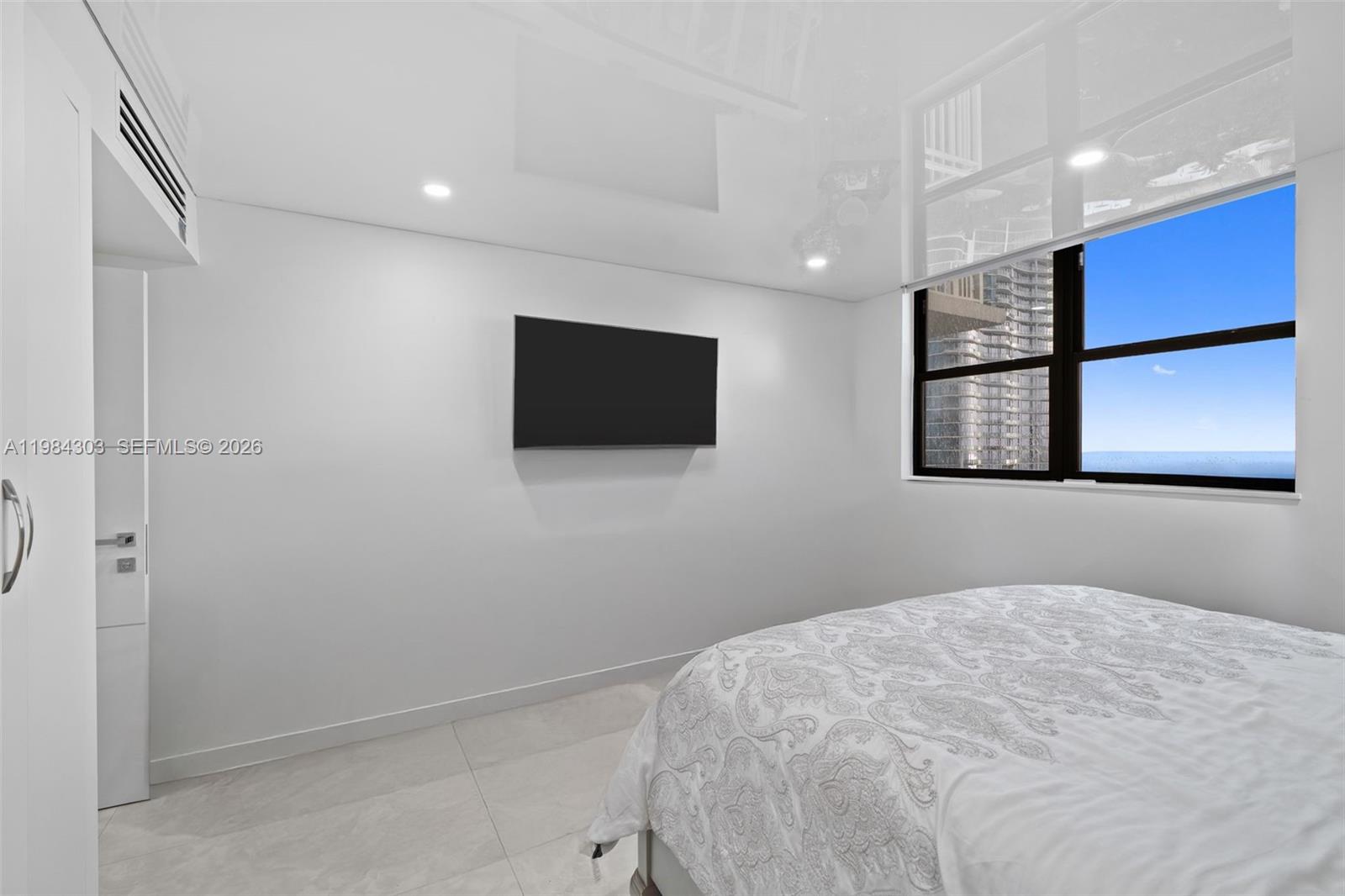 210 174th St #2319 Sunny Isles Beach, FL 33160