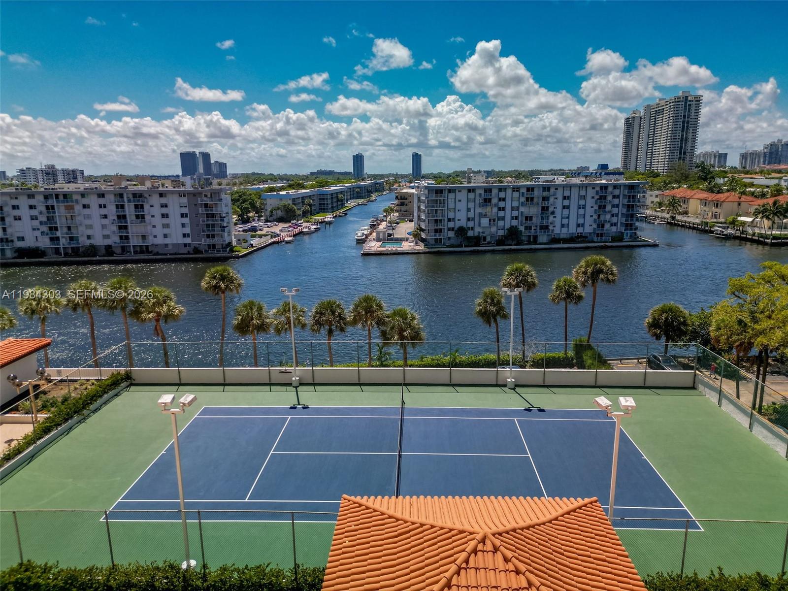 210 174th St #2319 Sunny Isles Beach, FL 33160