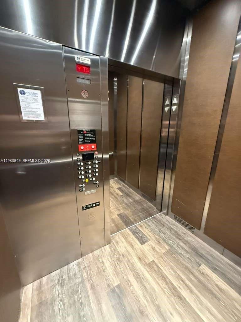 36 NW 6th Ave #408 Miami, FL 33128