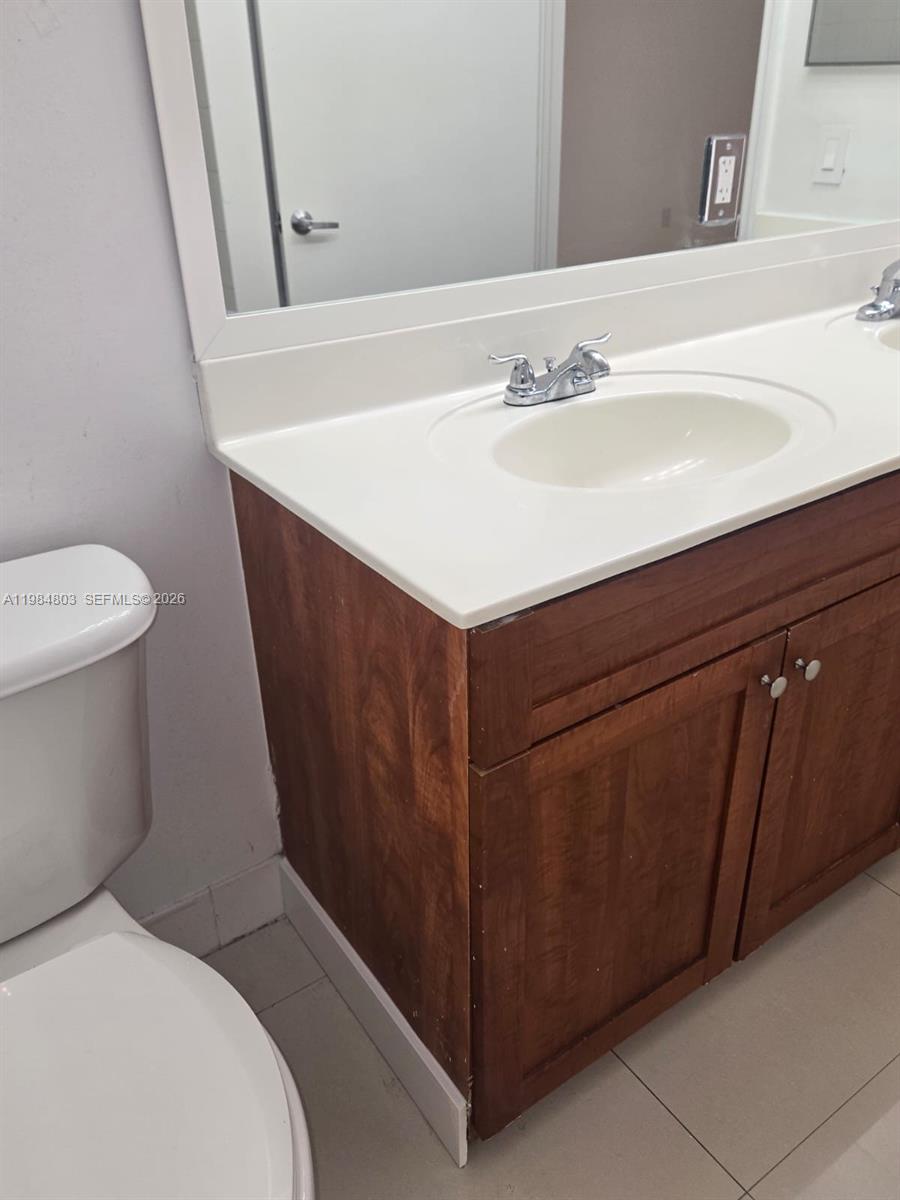 36 NW 6th Ave #408 Miami, FL 33128