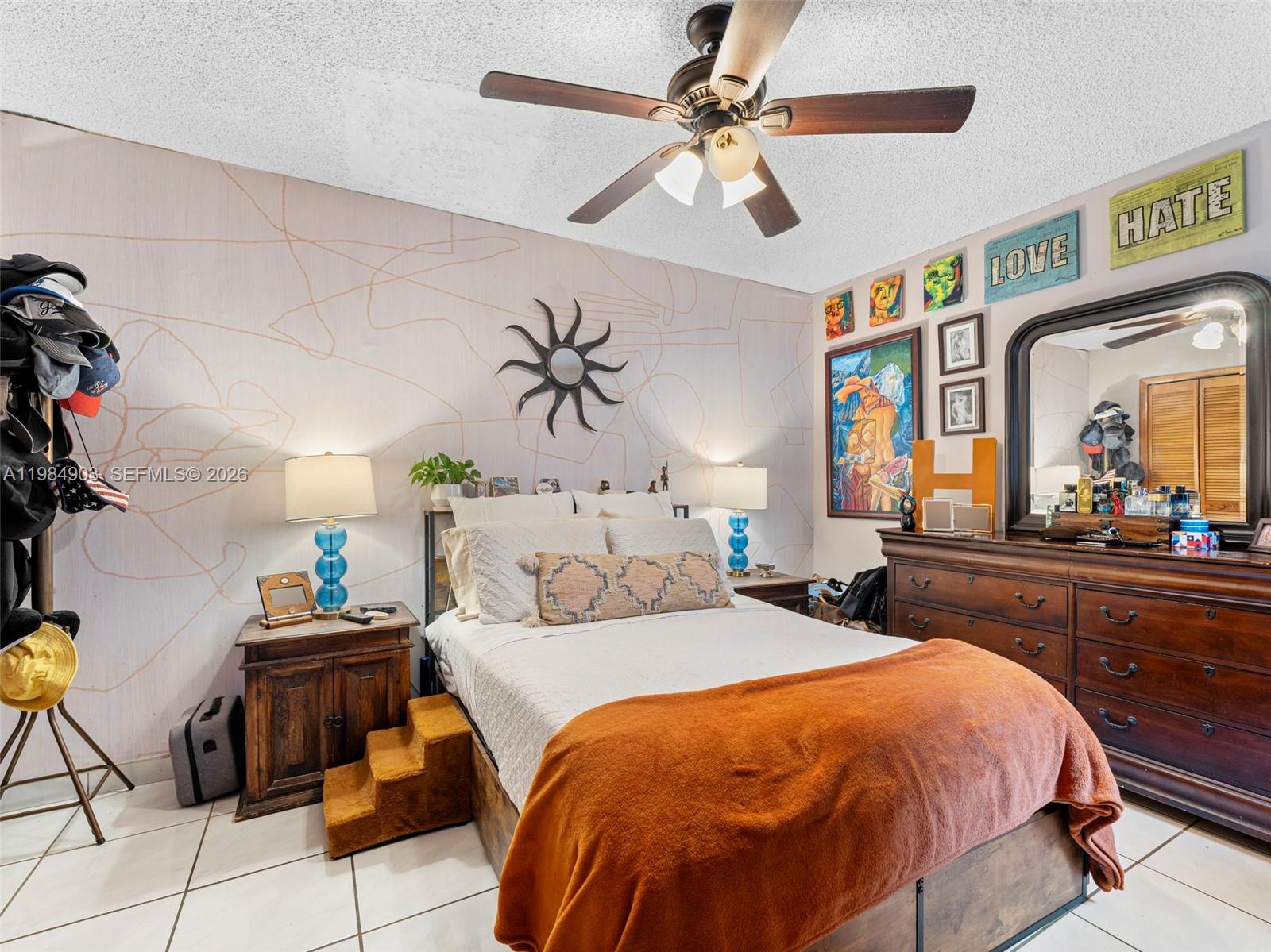 13811 SW 14th St Miami, FL 33184