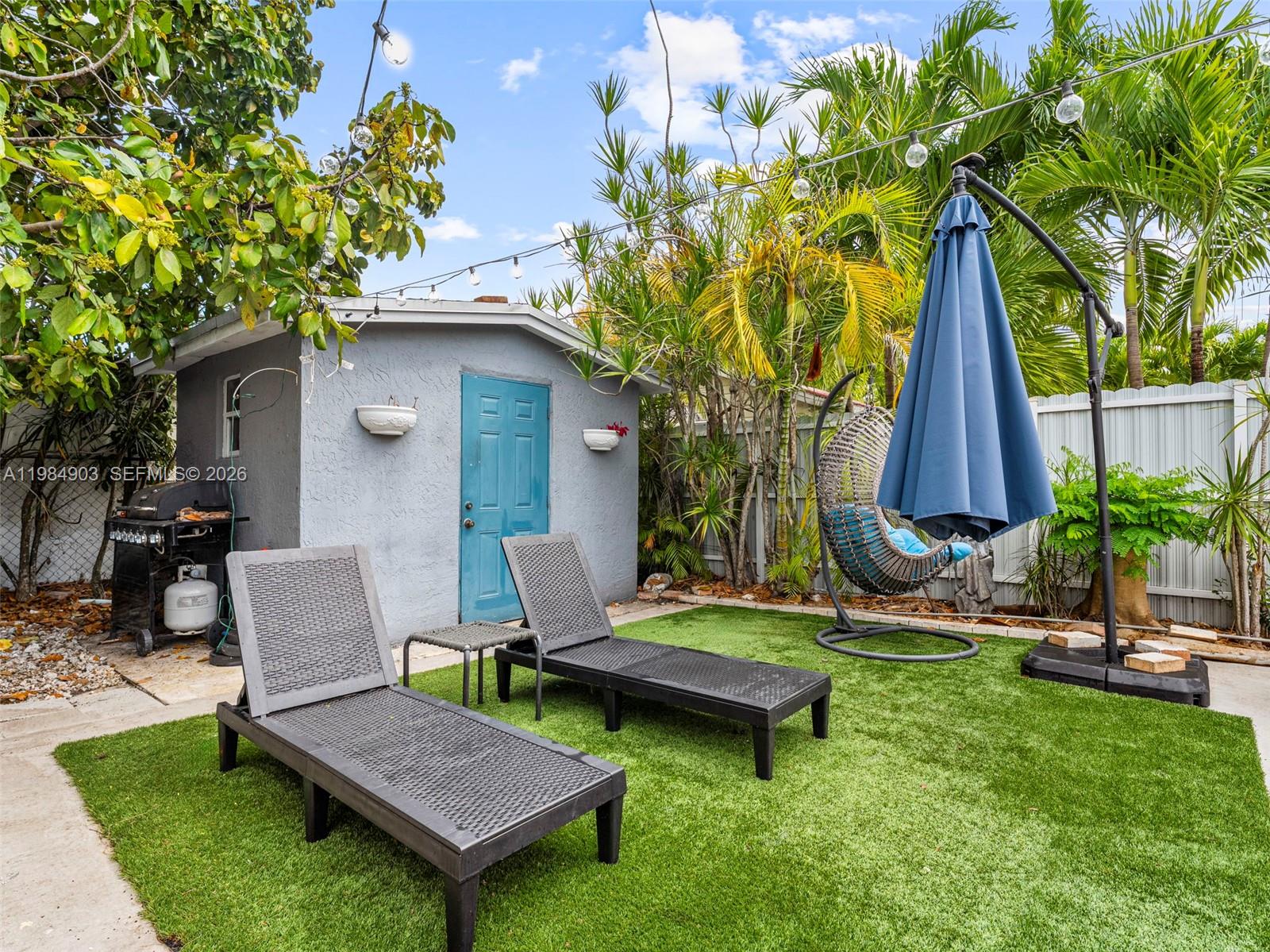 13811 SW 14th St Miami, FL 33184