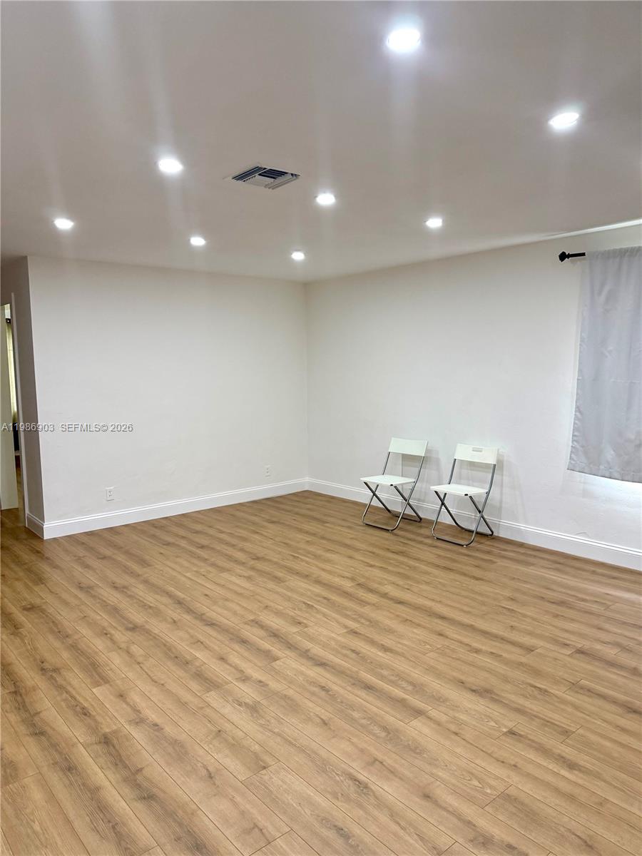 11201 NE 3rd Ave Miami, FL 33161