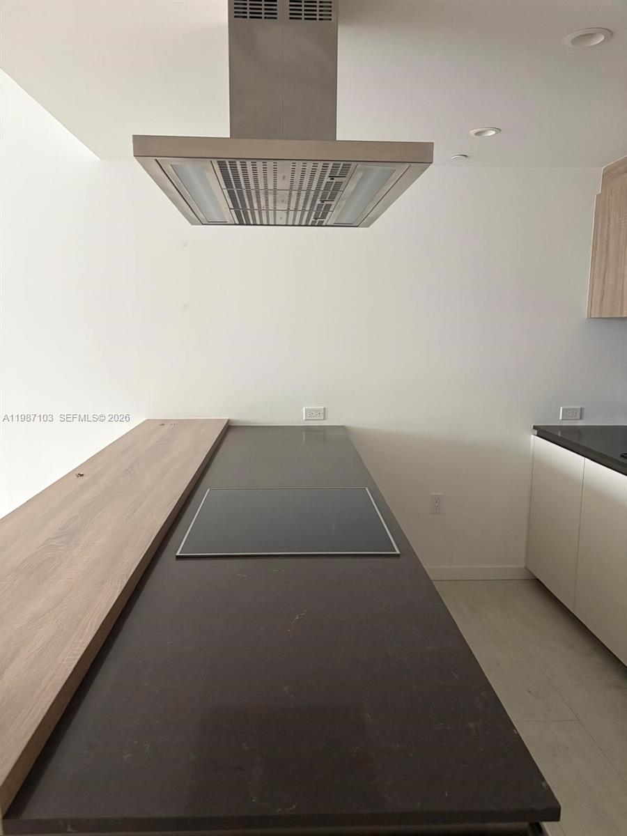 image Brickell Flatiron47