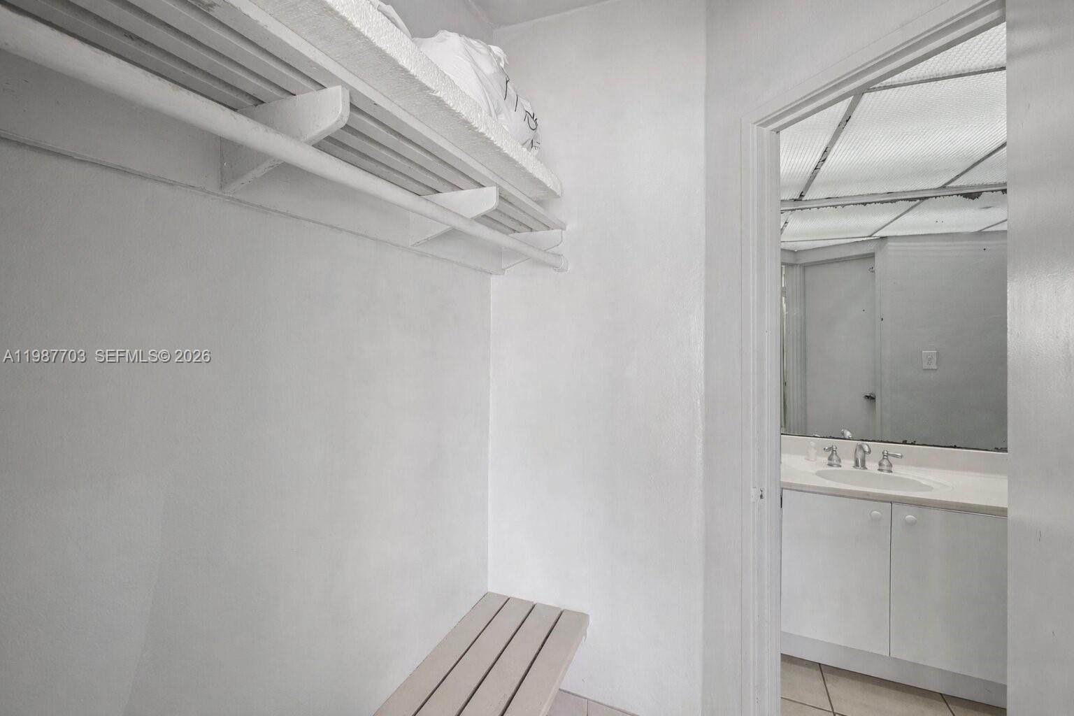 5055 Collins Ave #CAB14 Miami Beach, FL 33140