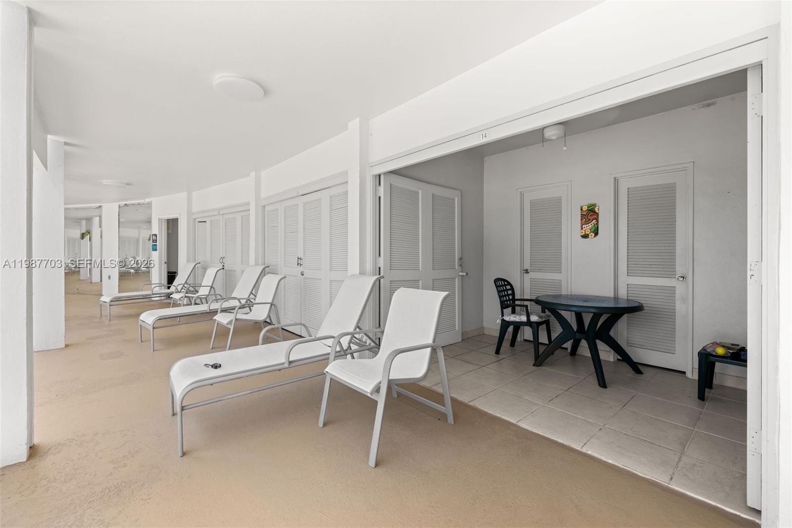 5055 Collins Ave #CAB14 Miami Beach, FL 33140