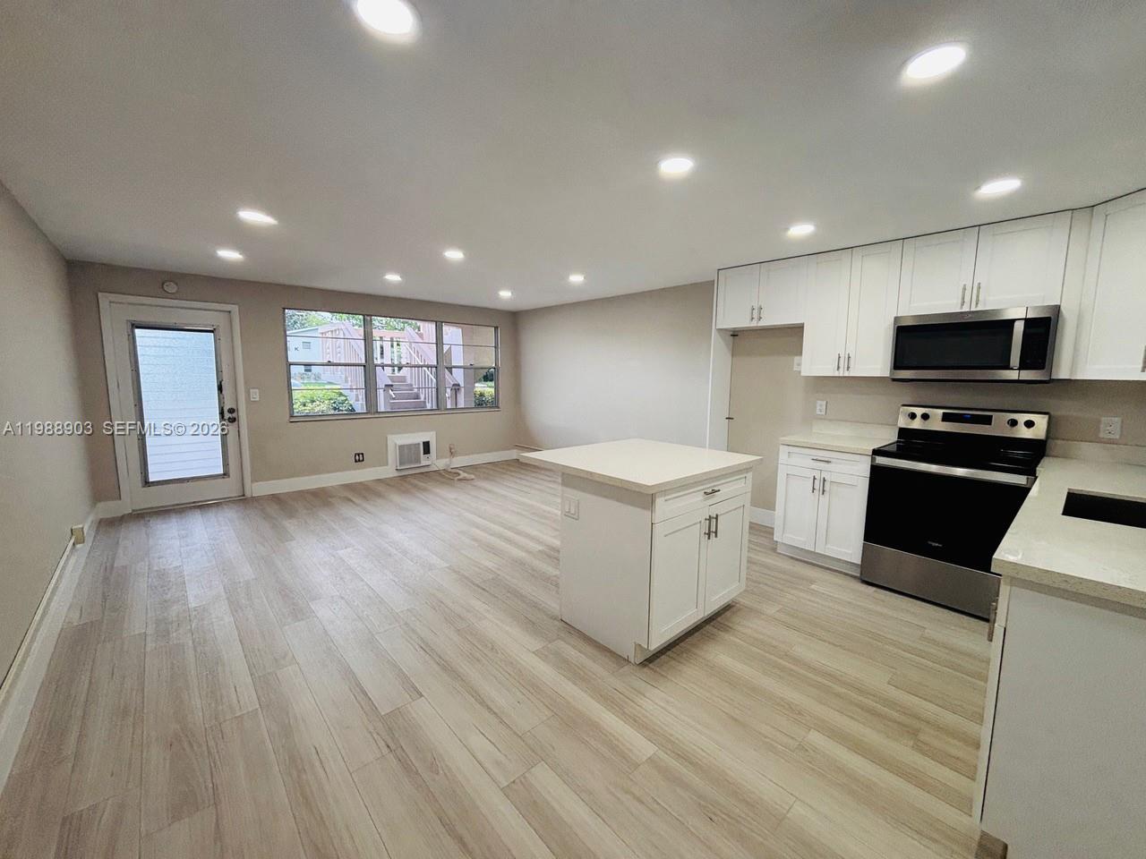 152 Ventnor J #152 Deerfield Beach, FL 33442