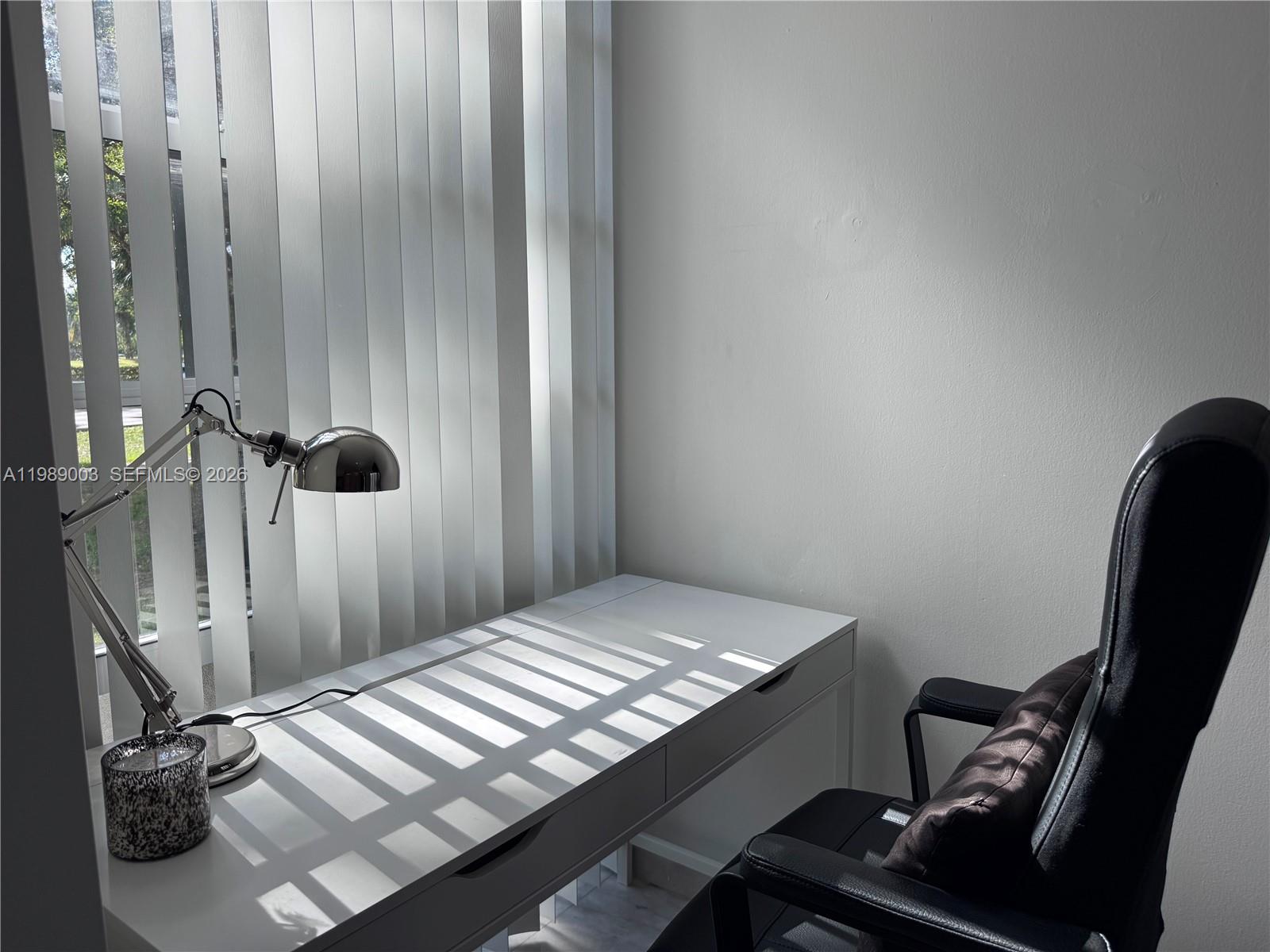 3301 N Country Clb Dr #104 Aventura, FL 33180