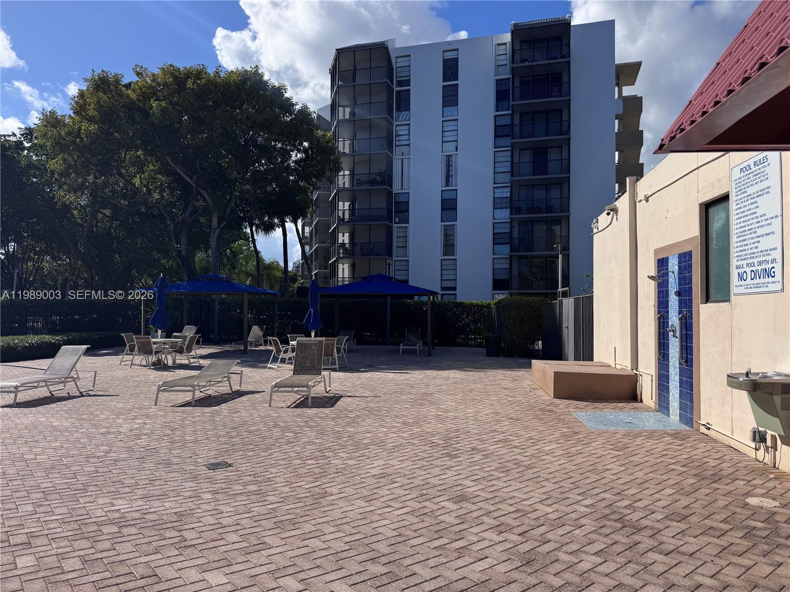 3301 N Country Clb Dr #104 Aventura, FL 33180