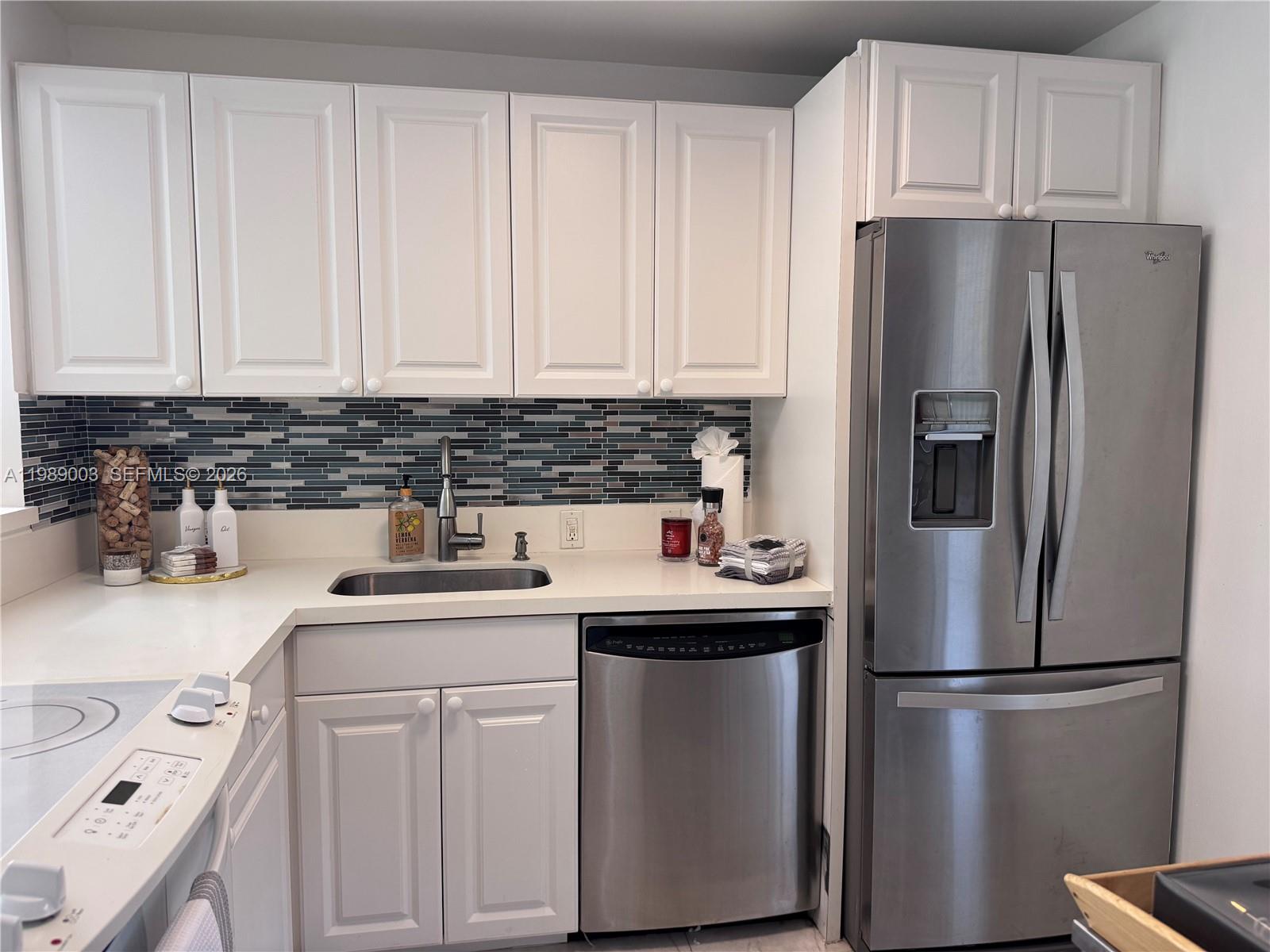 3301 N Country Clb Dr #104 Aventura, FL 33180