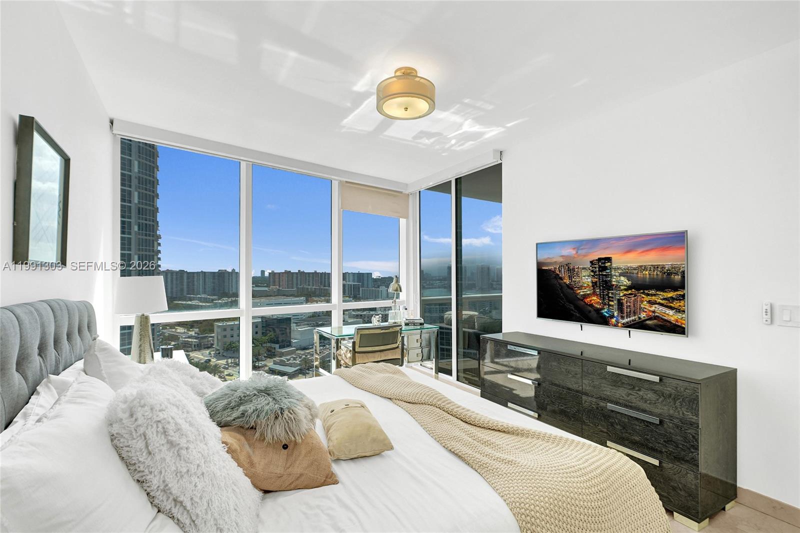 image Trump Royale17