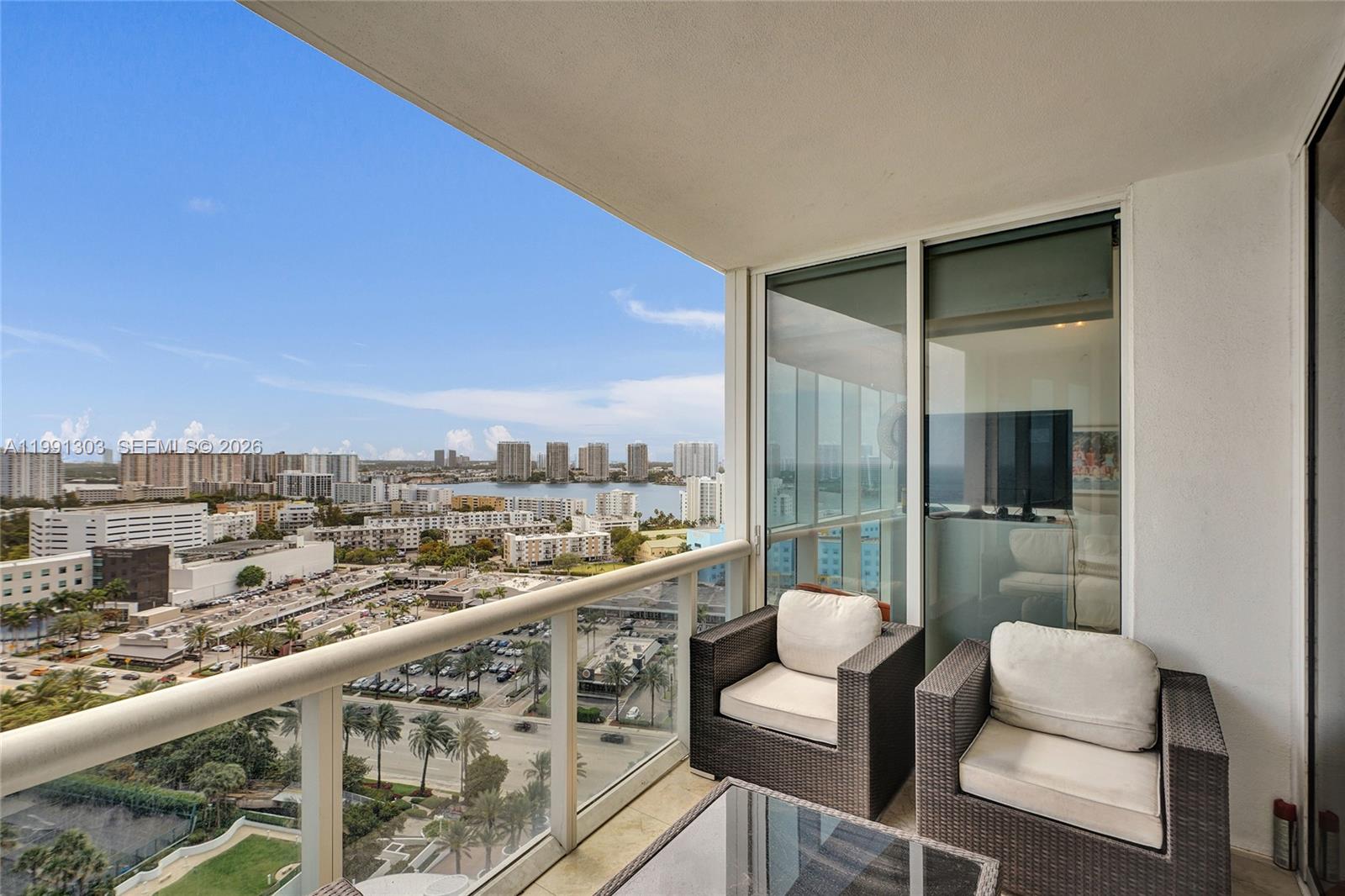 image Trump Royale33