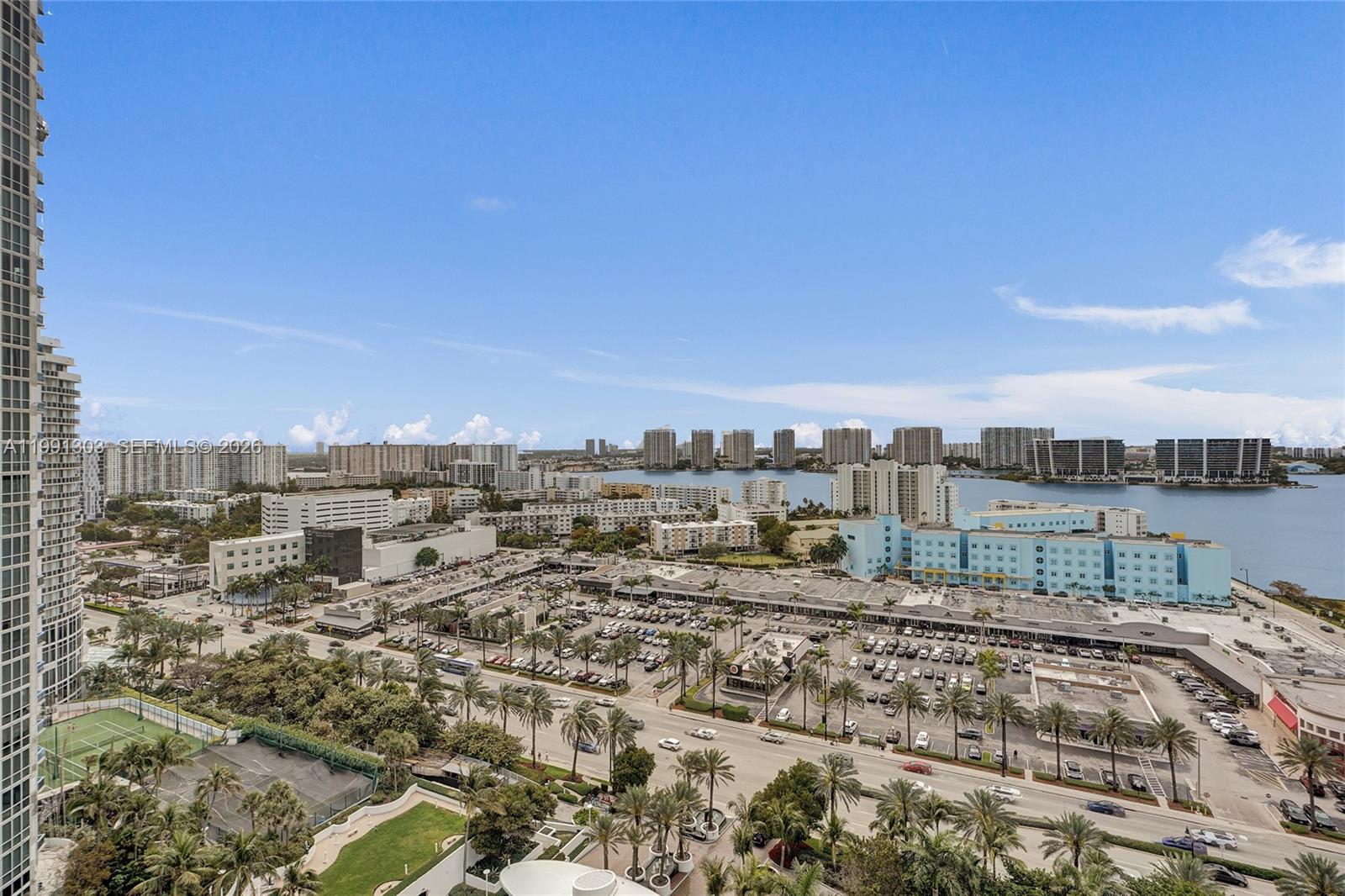 image Trump Royale34