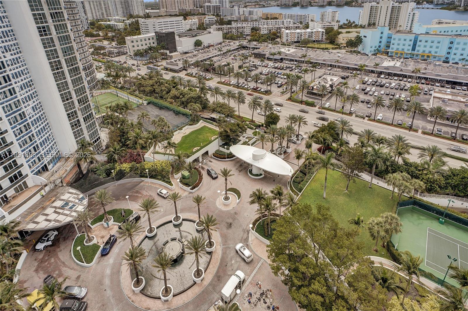 image Trump Royale36