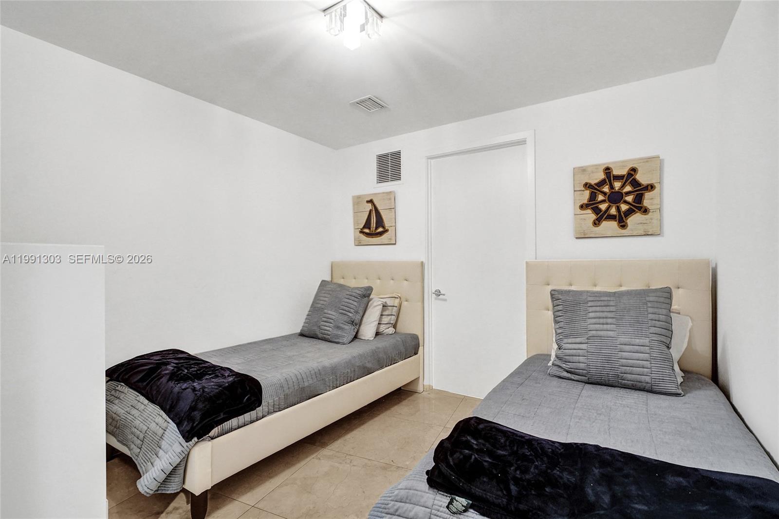 image Trump Royale41