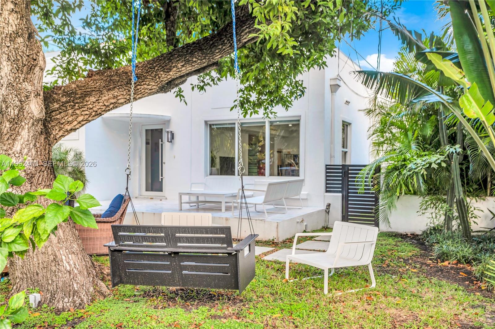 4321 Nautilus Dr Miami Beach, FL 33140