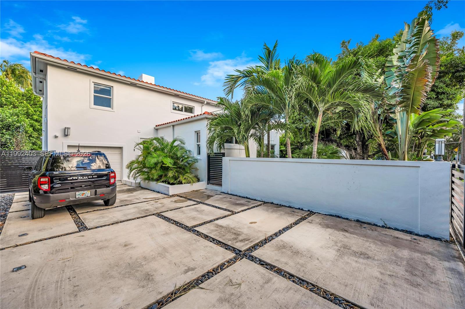 4321 Nautilus Dr Miami Beach, FL 33140