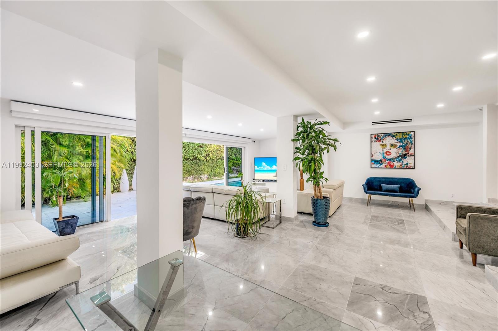 4321 Nautilus Dr Miami Beach, FL 33140