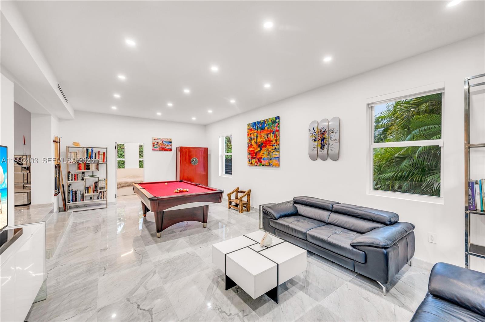 4321 Nautilus Dr Miami Beach, FL 33140