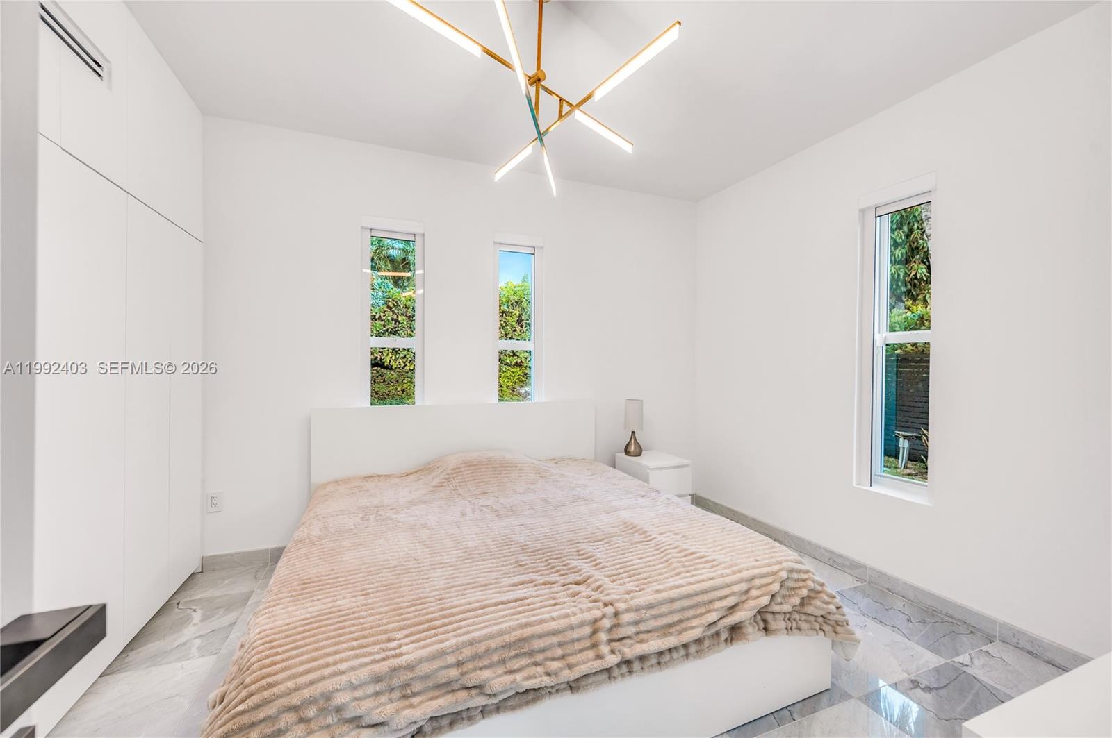 4321 Nautilus Dr Miami Beach, FL 33140