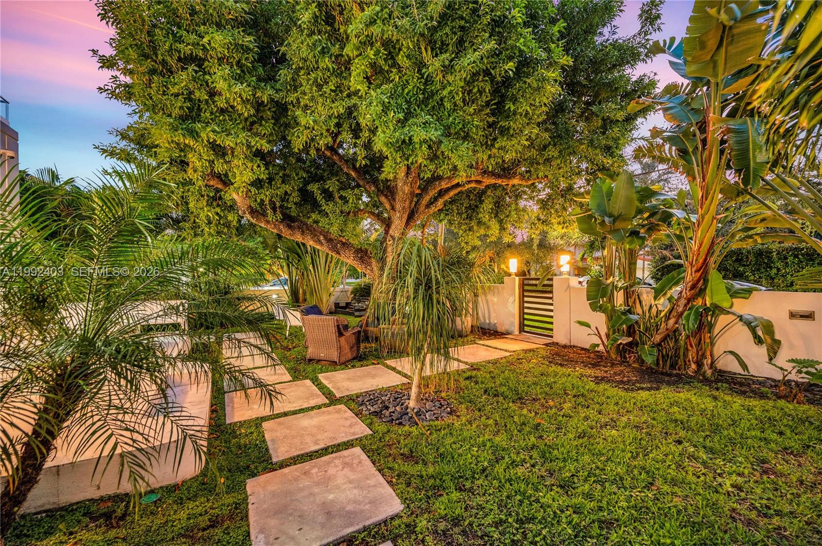 4321 Nautilus Dr Miami Beach, FL 33140