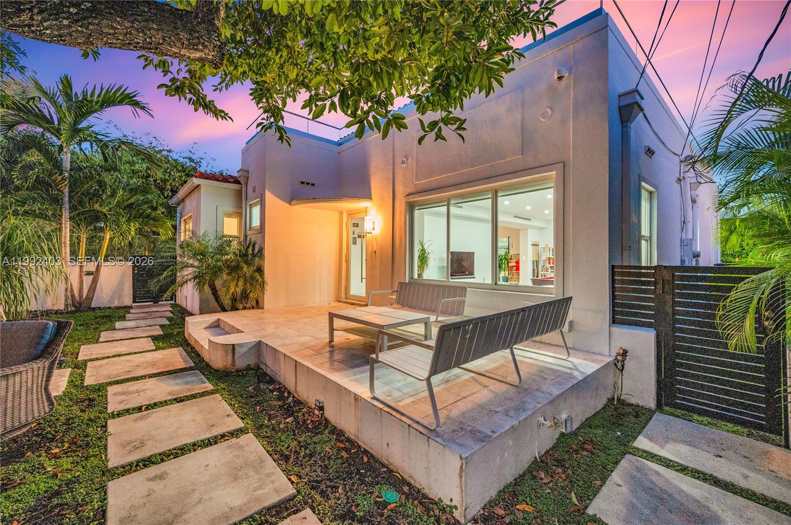 4321 Nautilus Dr Miami Beach, FL 33140