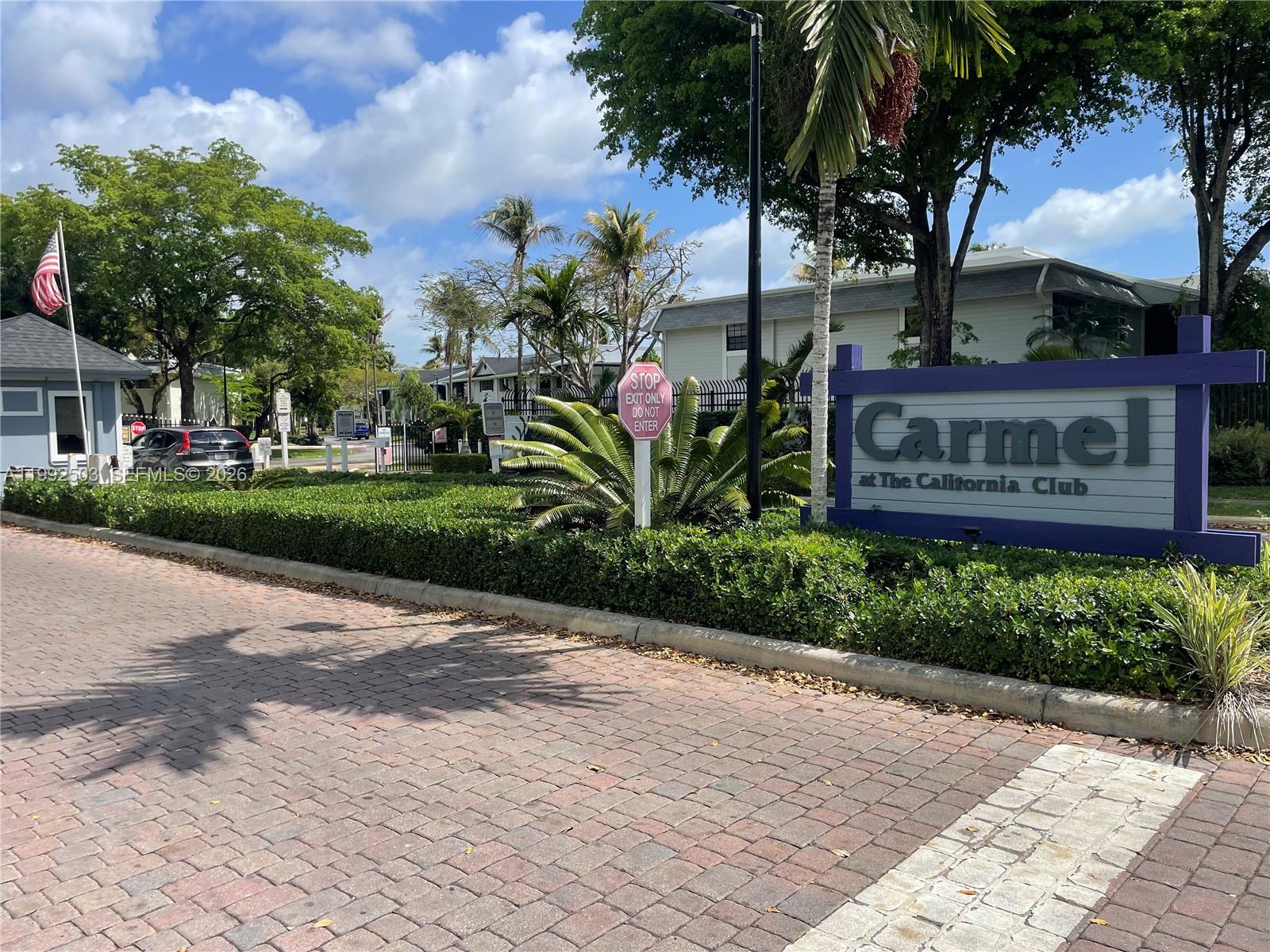 819 NE 199th St #6-205