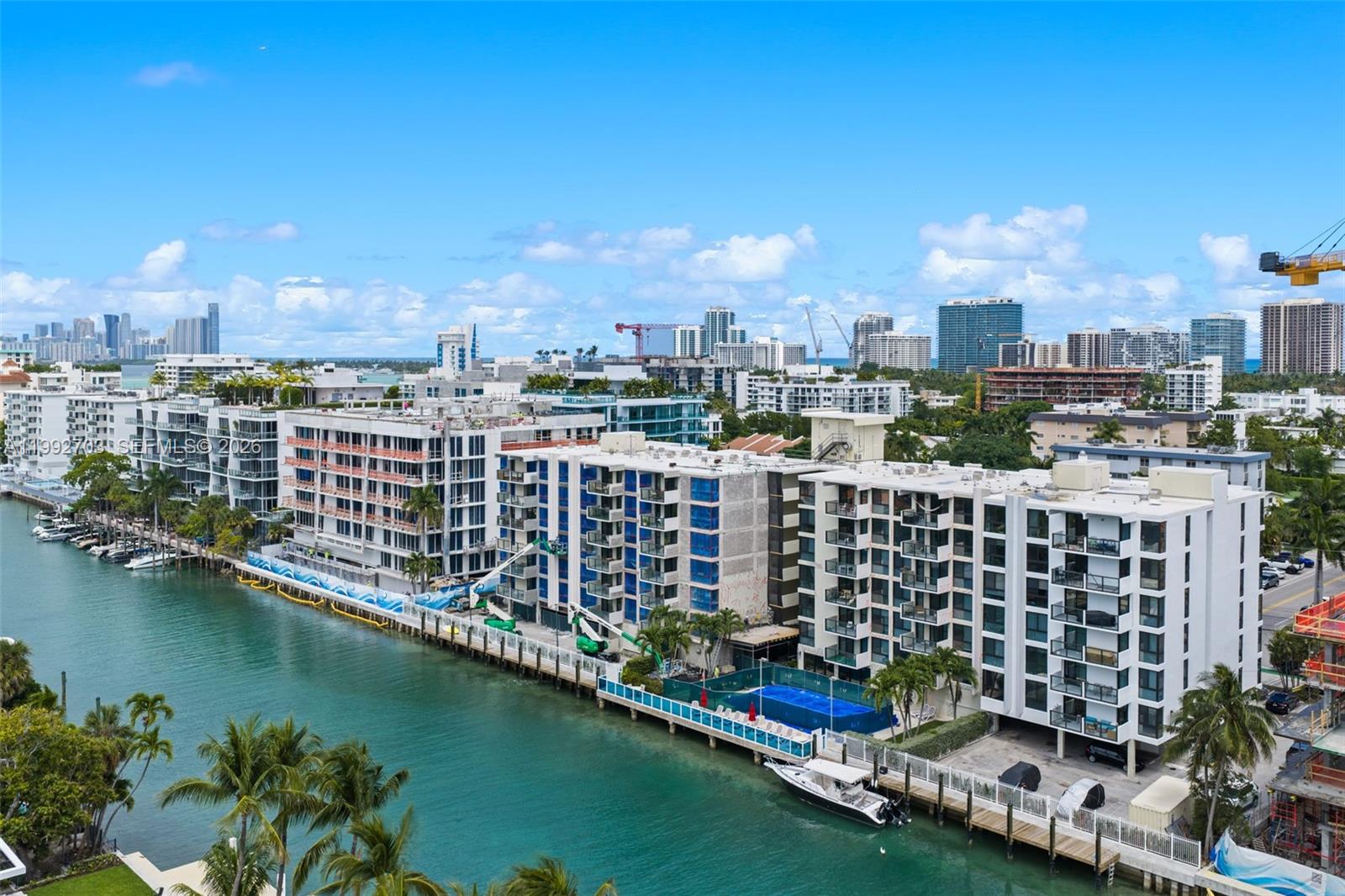 9800 W Bay Hbr Dr #602 Bay Harbor Islands, FL 33154