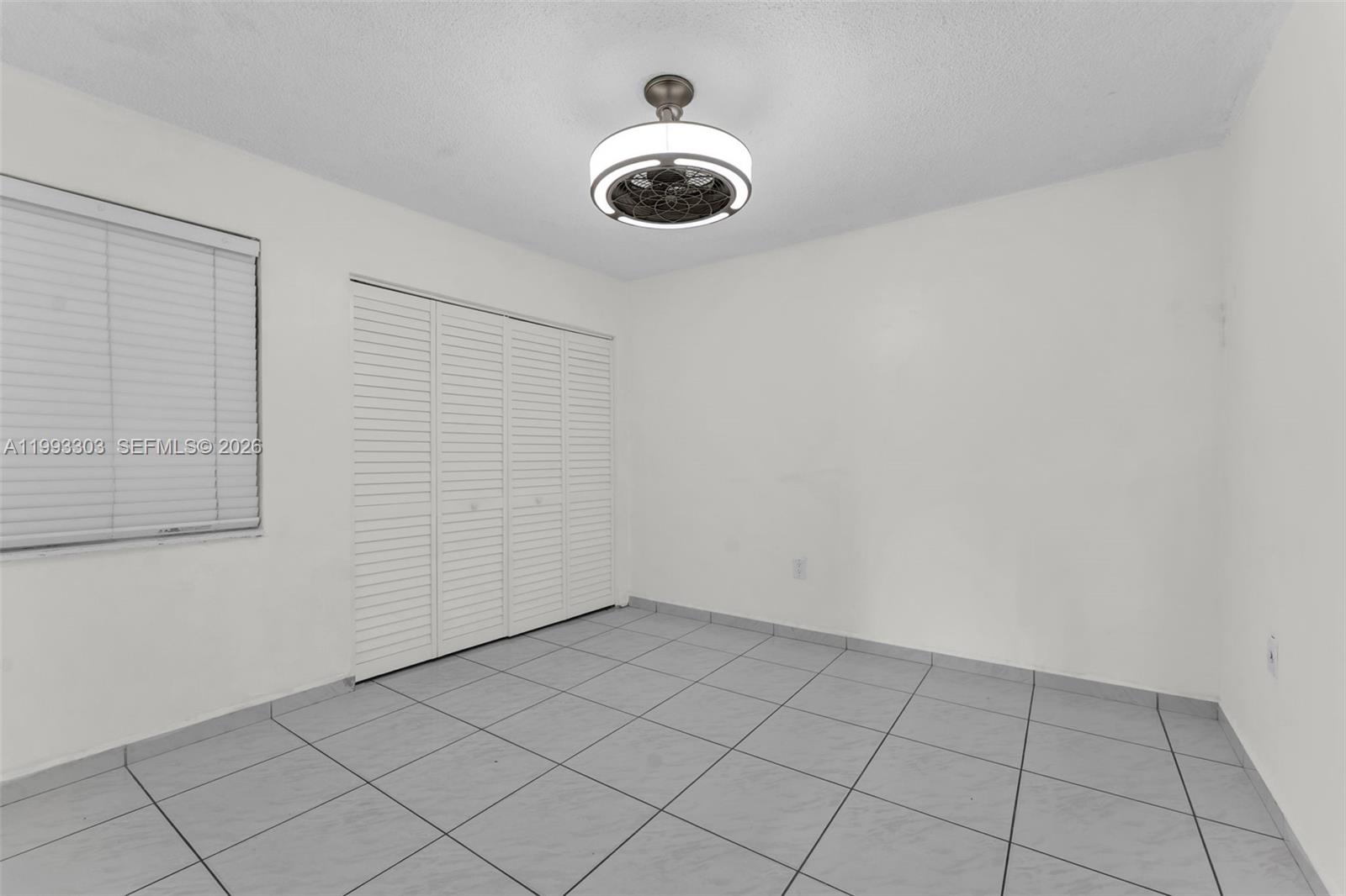 1800 SW 25th St #2305 Miami, FL 33133