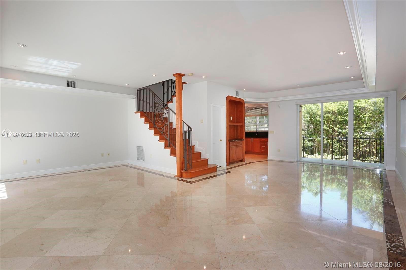 592 Fernwood Rd #B Key Biscayne, FL 33149