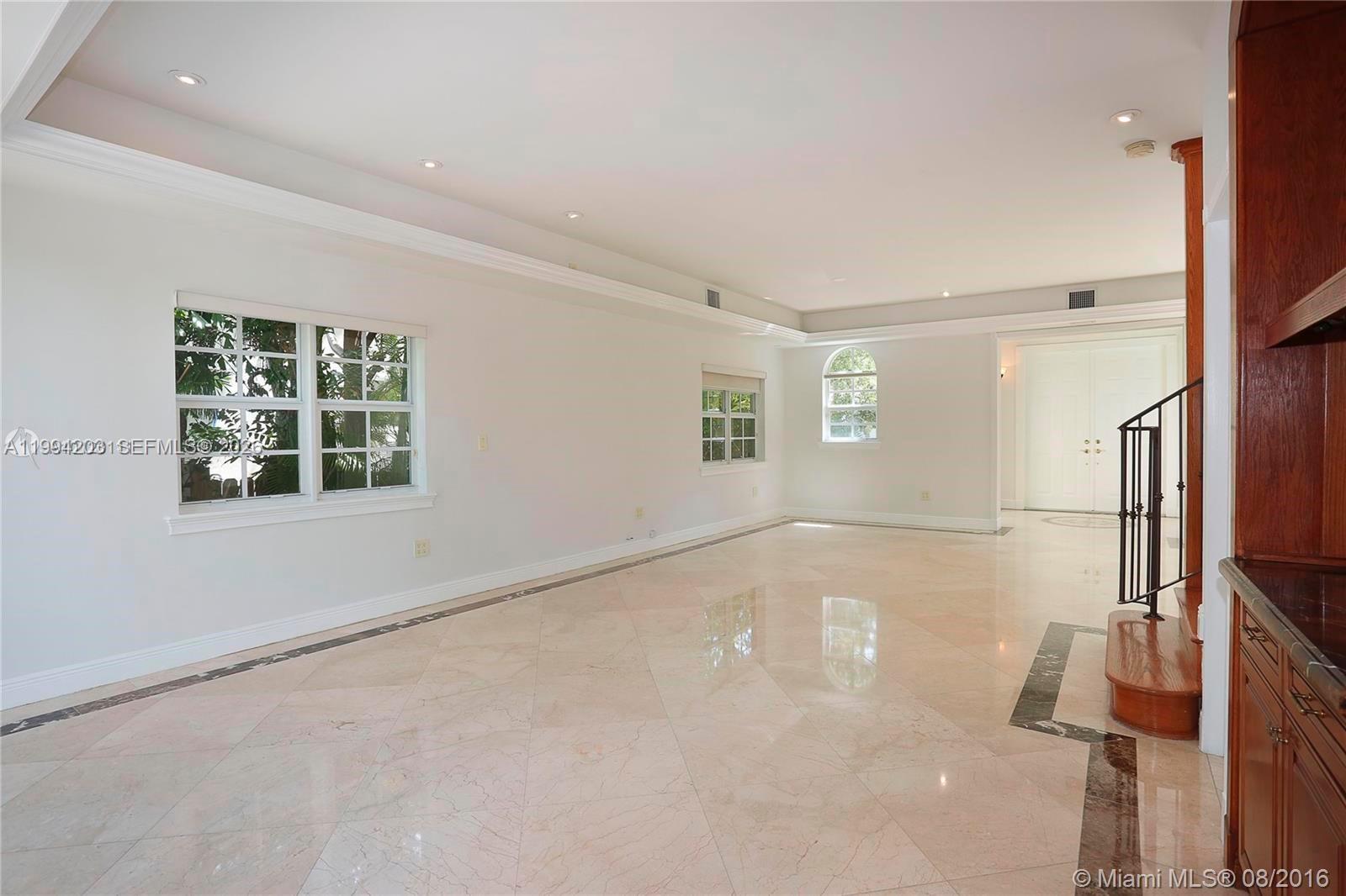 592 Fernwood Rd #B Key Biscayne, FL 33149