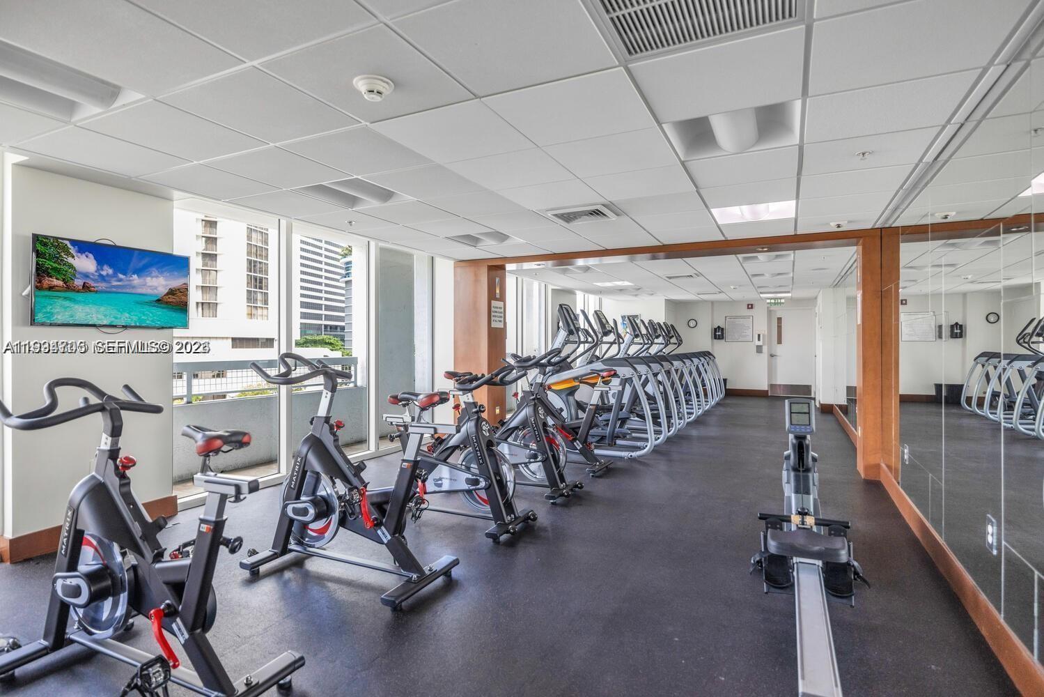 41 SE 5th St #1306 Miami, FL 33131