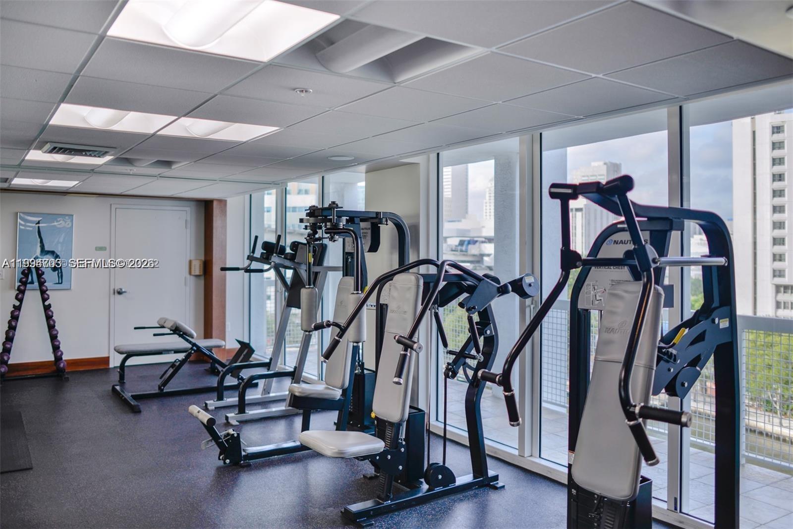 41 SE 5th St #1306 Miami, FL 33131