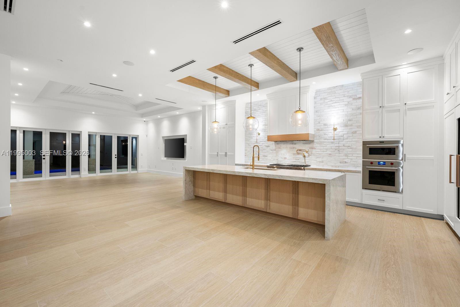 7900 SW 118th St Pinecrest, FL 33156