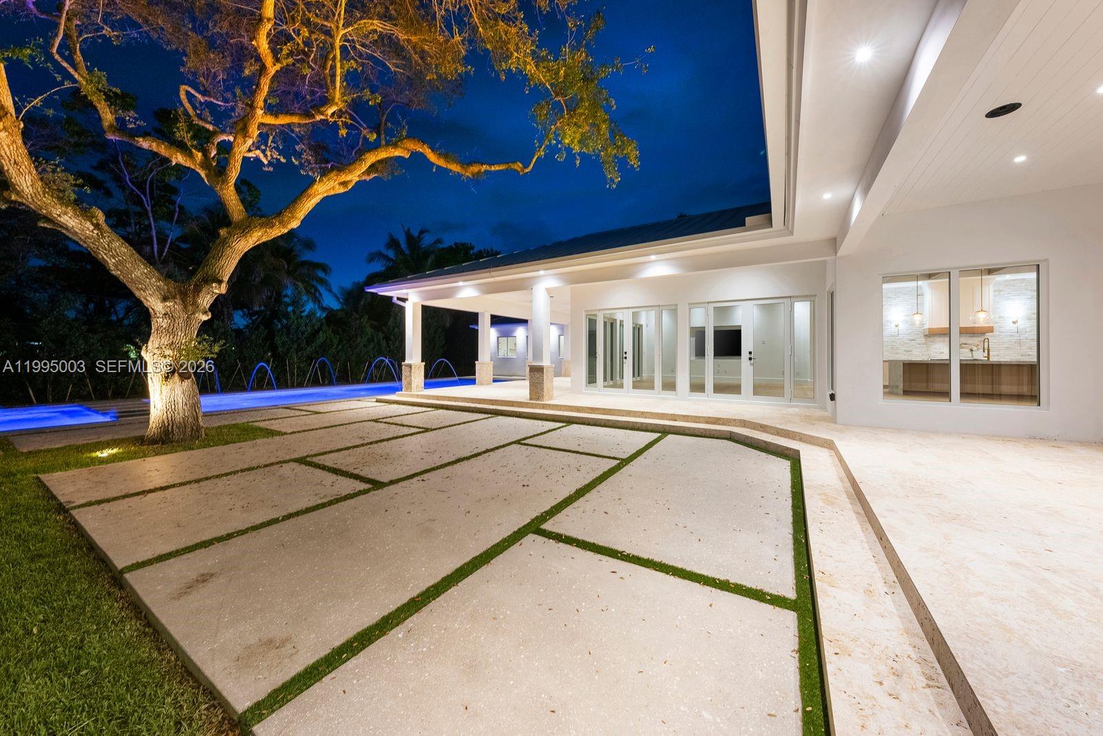 7900 SW 118th St Pinecrest, FL 33156