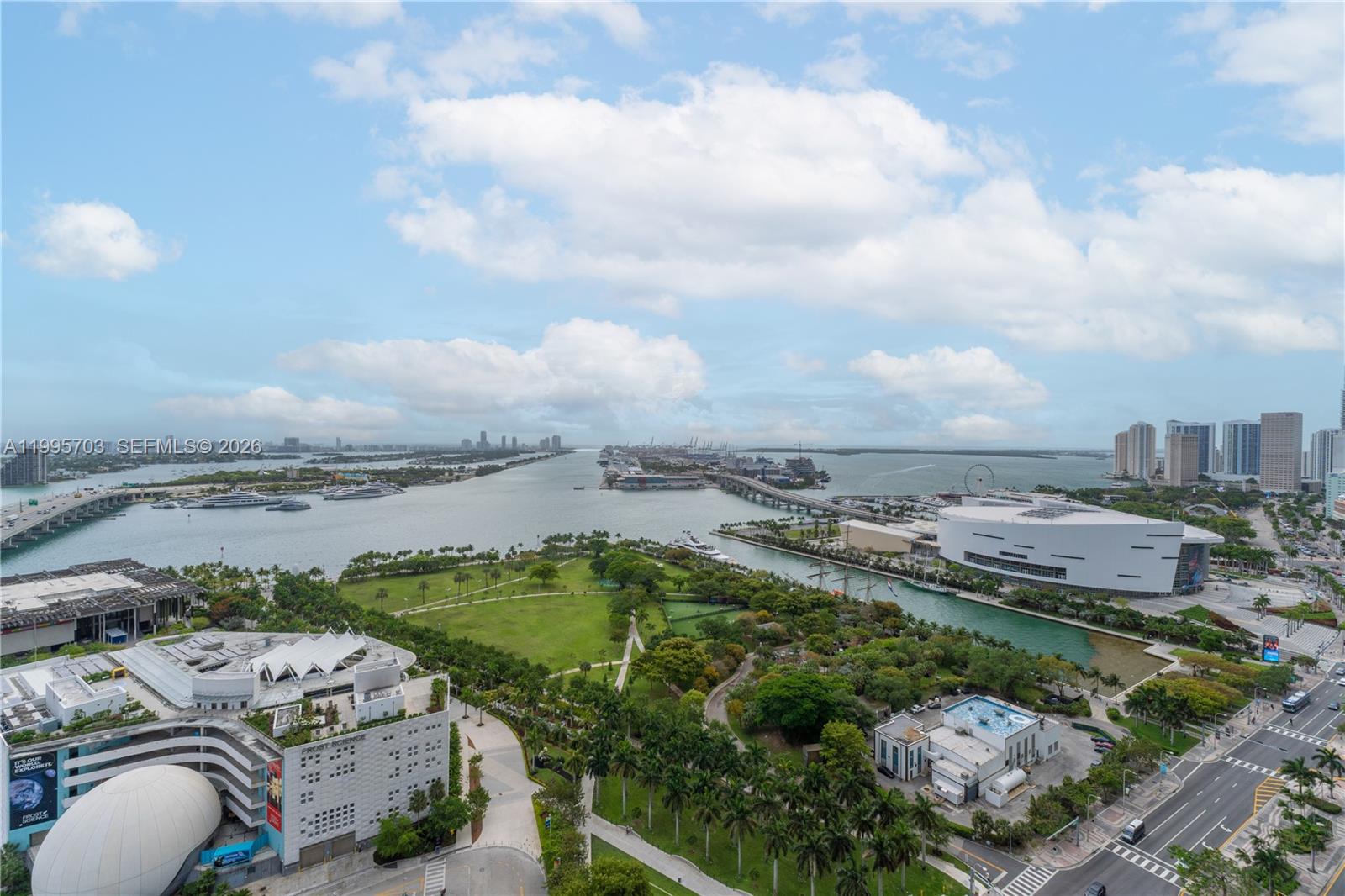 1100 Biscayne Blvd #2902