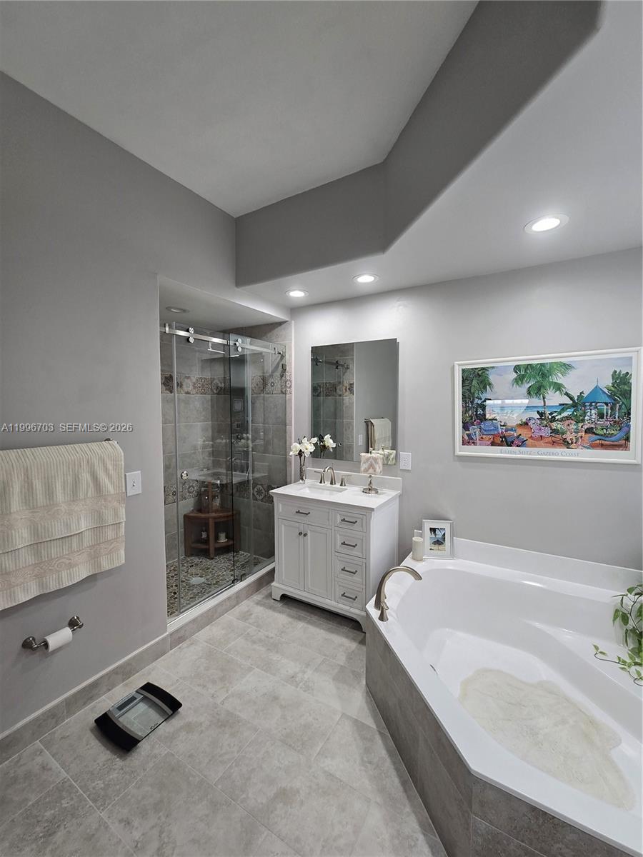 Undisclosed Address Pembroke Pines, FL 33029