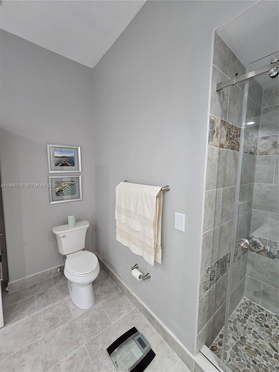 Undisclosed Address Pembroke Pines, FL 33029