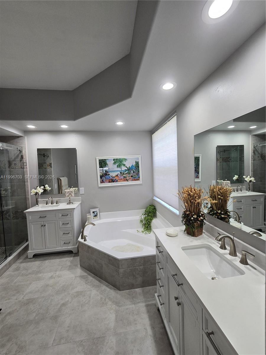 Undisclosed Address Pembroke Pines, FL 33029