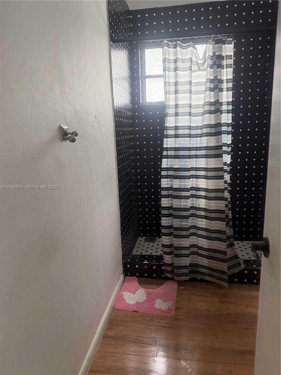 634 SW 10th Ave Miami, FL 33130