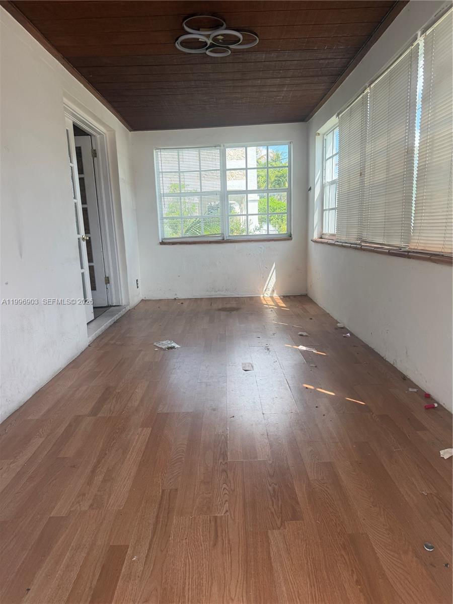 634 SW 10th Ave Miami, FL 33130