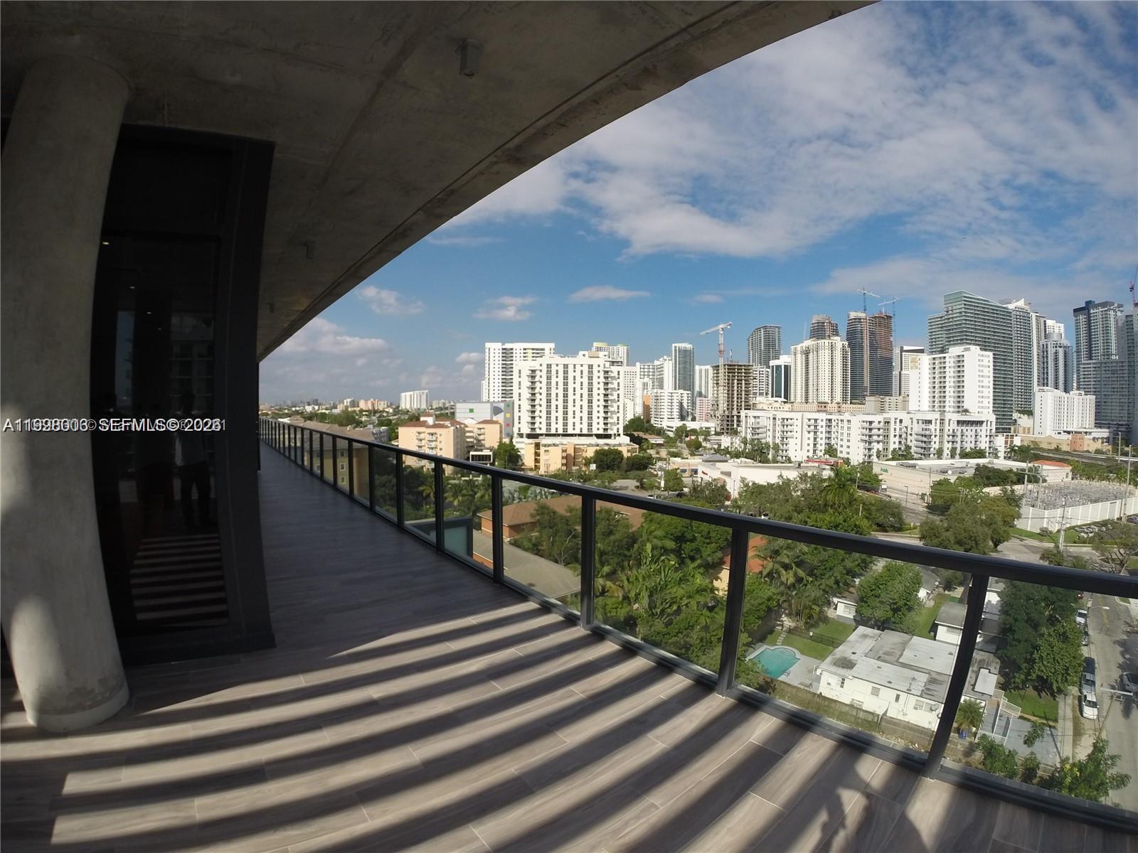image Cassa Brickell12