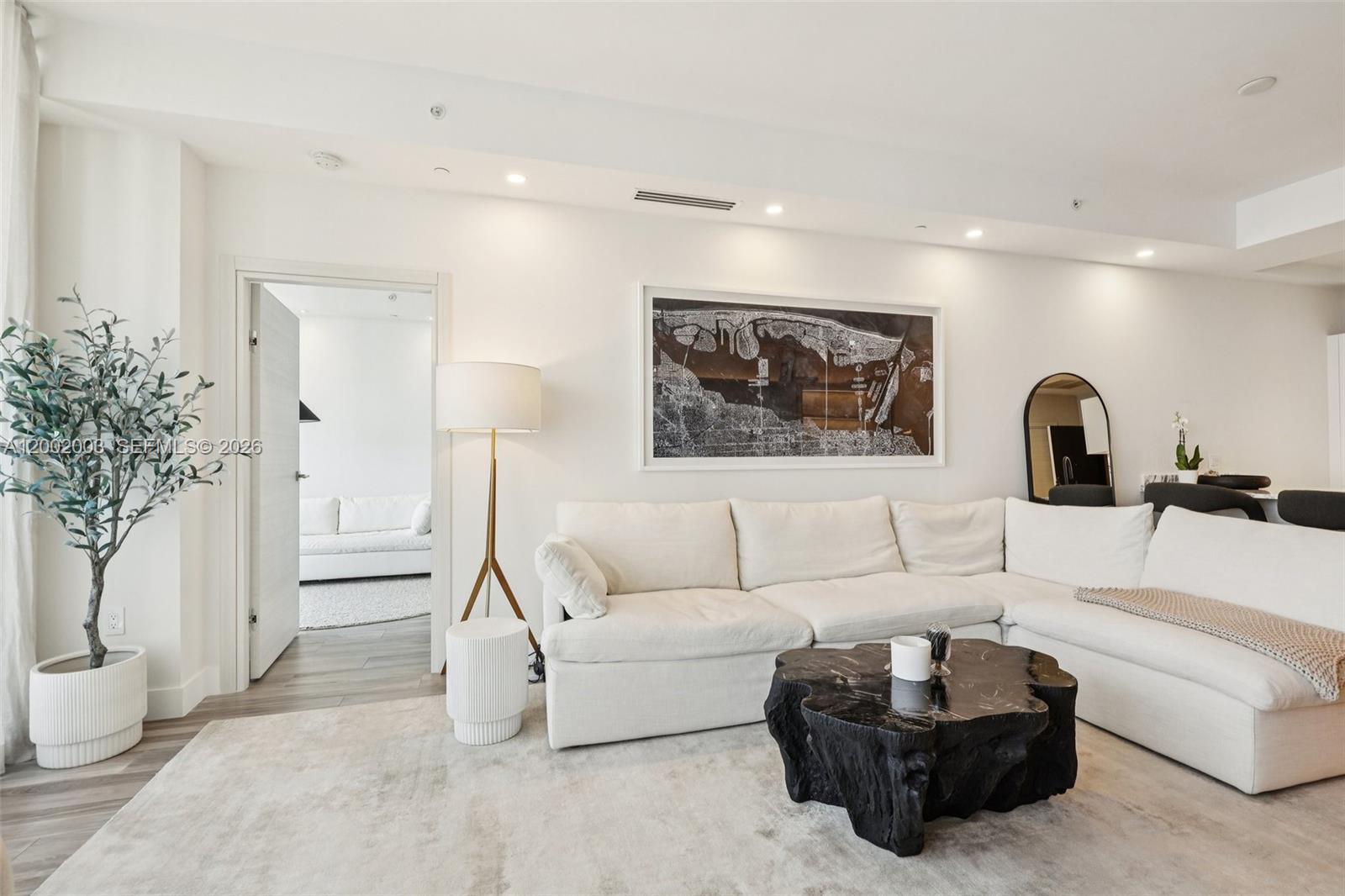 801 S Miami Ave #4902 Miami, FL 33130