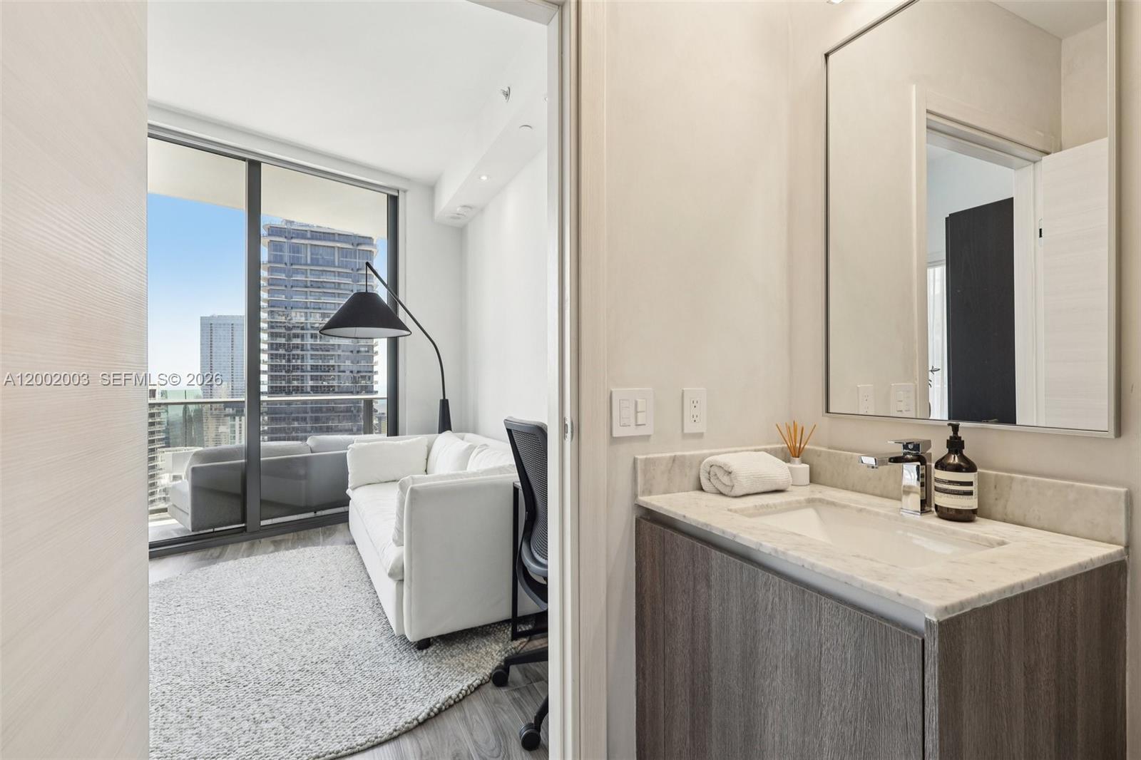 801 S Miami Ave #4902 Miami, FL 33130