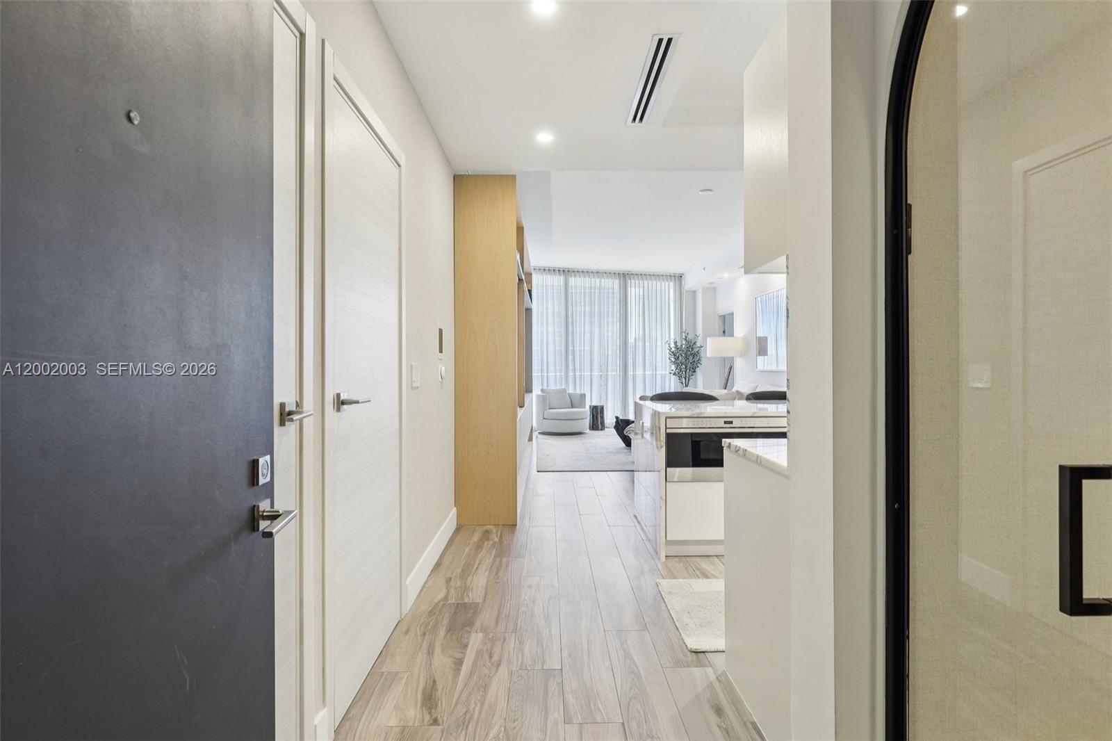 801 S Miami Ave #4902 Miami, FL 33130